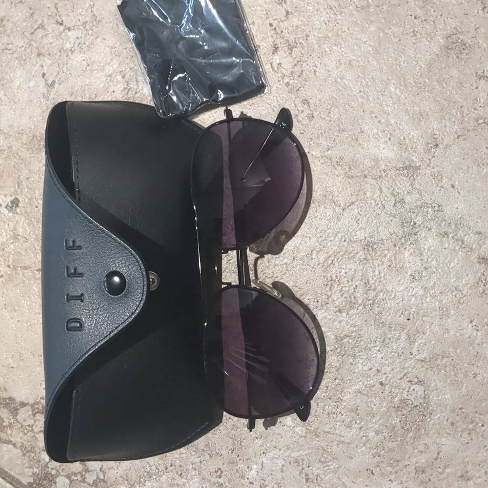 Diff Aviator Sunglasses